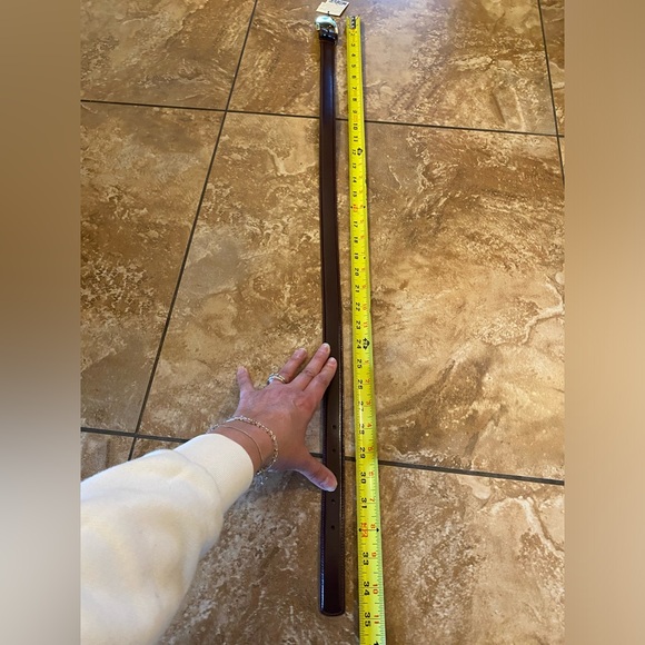 🆕 LIZ CLAIBORNE DARK BROWN WOMAN'S BONDED LEATHER BELT SIZE MEDIUM NEW WITH TAG - Picture 7 of 9